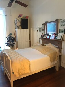 The Zenter BNB Suite #1 in the Heart of Carrollton Georgia