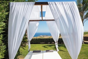 Amazing views of the Cretan sea, Fortezza fortress and the town of Rethymno!