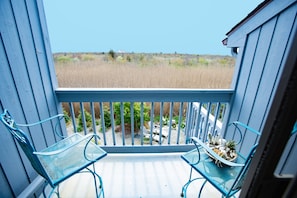 Your private 2nd flr viewing area, perfect for morning coffee, evening drinks.