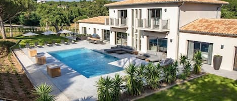 Villa France / Proche Saint-Tropez