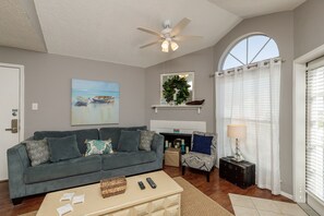 Living area with queen size sleeper sofa