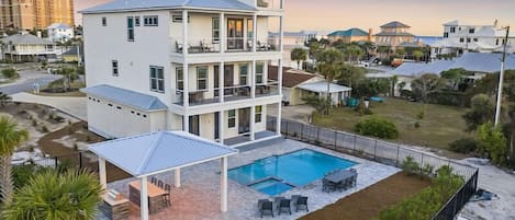 Live It Well - Luxury Gulf Pines Vacation Rental House with Private Pool and Beach View in Miramar Beach, FL - Five Star Properties Destin/30A