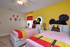 07-Bedroom32