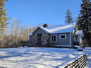 Graystone Cottage Early Winter 2023-2024