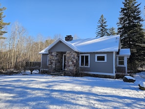 Graystone Cottage Early Winter 2023 - 2024