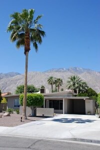 Escape & enjoy a quiet, tranquil place to rest & recharge in sunny Palm Springs!