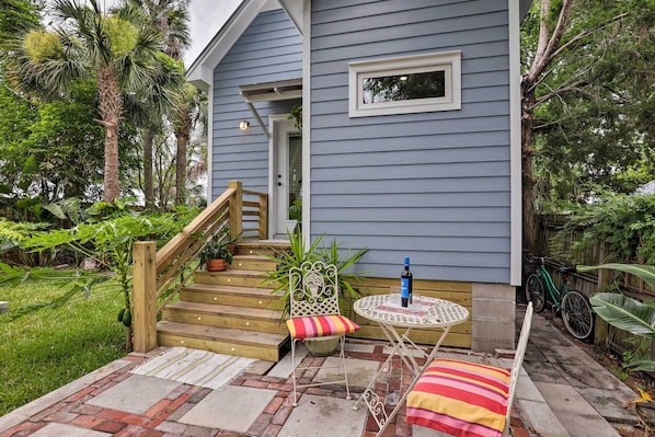 St. Augustine Vacation Rental | Studio | 1BA | 450 Sq Ft | Stairs Required