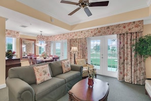 1589 Heritage Court (2).jpg