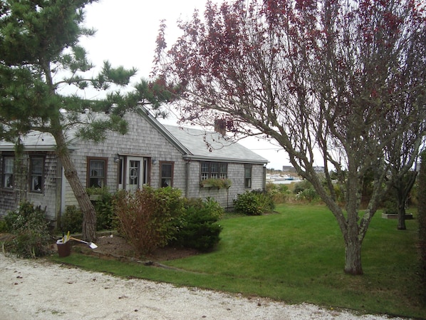 Creekside Cottage