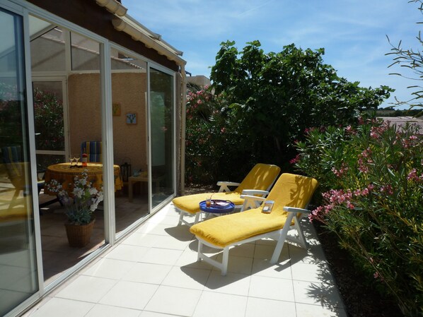 die Terrasse