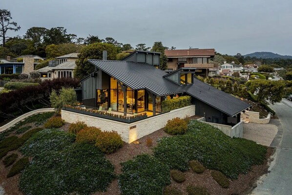 Contemporary architecture