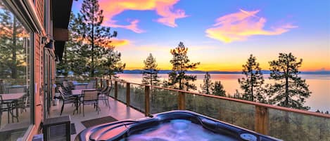 Lake View Deck with Hot Tub Experience Heaven on Earth