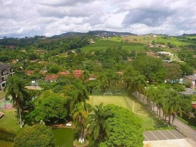 Flat em área verde com serviço de hotel - 1 suite