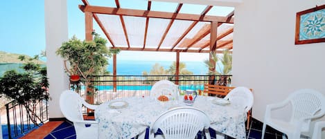 Scopello, terrace overlooking the sea