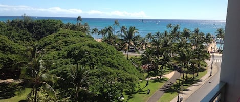 On Waikiiki's edge, the lanai faces away from city w/ this view to the right...