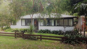 Beach cottage with huge nature strip out front