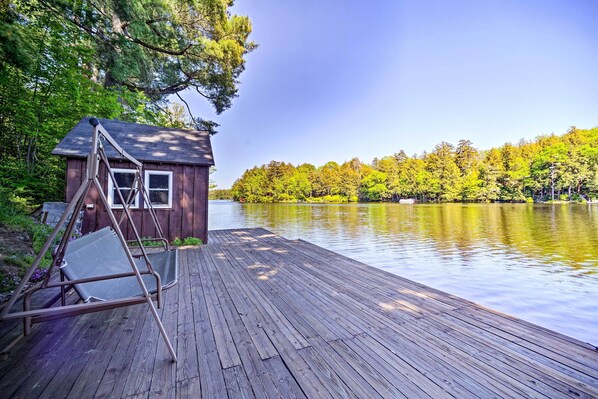Get away from it all and retreat to this Forestport vacation rental house!