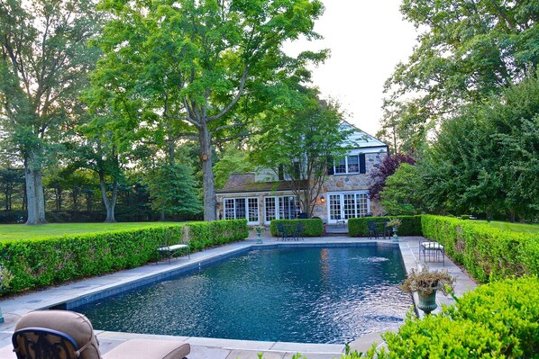 Private pool 
