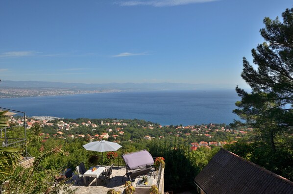 Vista al agua