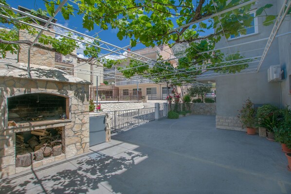 BBQ/picnic Area