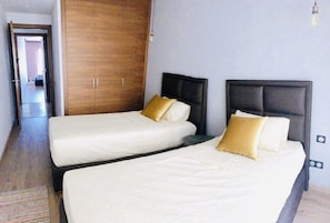 Twin room with premium beds