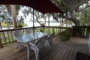 Outdoor dining is just steps away from the kitchen.