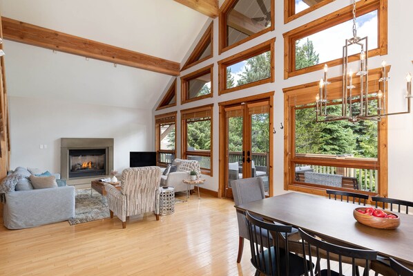Open concept main living level