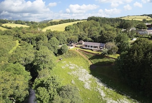 Set in the tranquil Teign Valley, Teign Vale makes the most of its position
