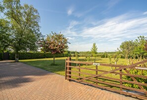 Set in the grounds of Beau View Lodge and tucked away down a country lane