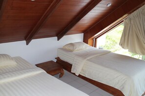 Lovely beachfront 2 bedroom villa