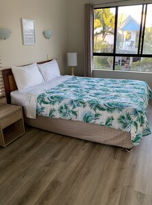 1 Bedroom Unit in Tropical Resort in Noosaville, Qld