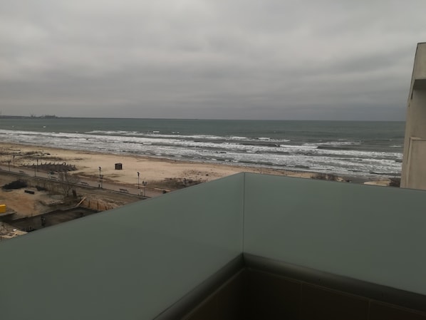 Vista para praia/oceano