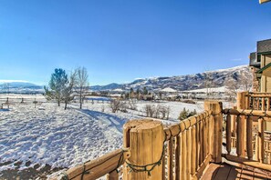 Balcony | Mountain Views