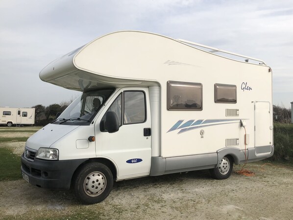 Louis the Motorhome Main Image
