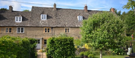 The Terrace - this cottage is to the right