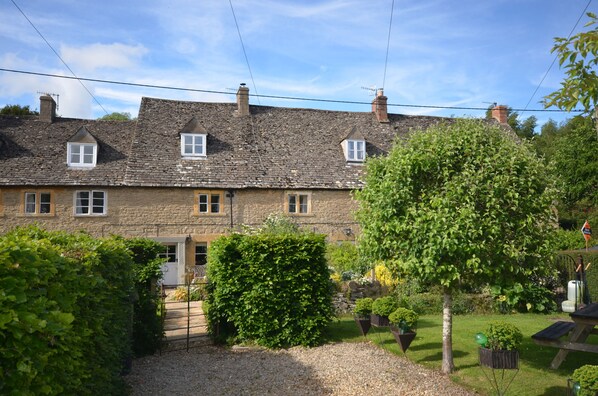 The Terrace - this cottage is to the right