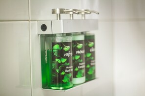 Équipements de salle de bain
