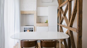 A spacious and inviting dining area that will comfortably fit all guests.
#comfort #portugal #pt #lisbon