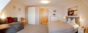 Schlafzimmer1