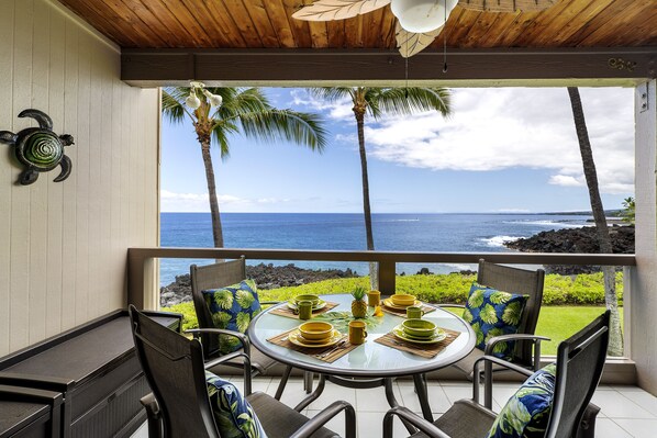 Direct Ocean Front Location