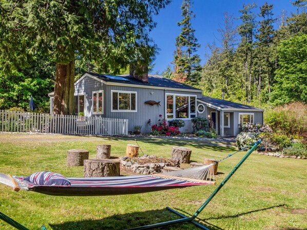 Relax and enjoy the sun on your face
*Fire pits are not usable from May 1st-September 30th due to county burn ban and safety of property and neighboring areas. Ban is usually lifted October 1st if/when conditions and weather are favorable. Firewood is provided.