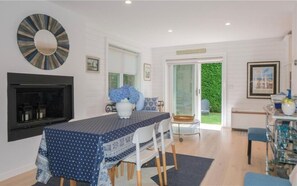 Open plan main floor