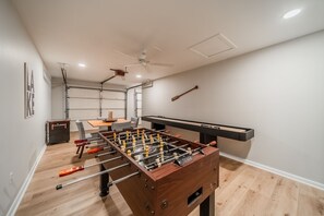 Spielezimmer