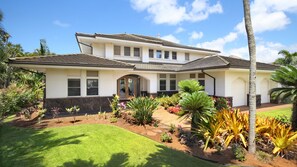 Kiahuna Ohana Hale - Front Yard & Entry - Parrish Kauai