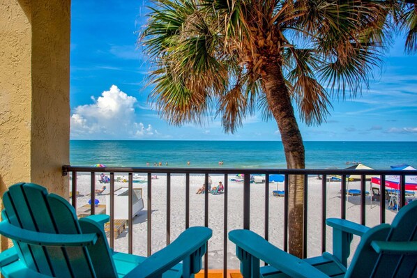 Corner balcony overlooking the beach on the first floor