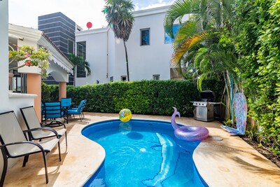 Casa de la piscina privada con vista al mar para 8 en Playacar Fase 1