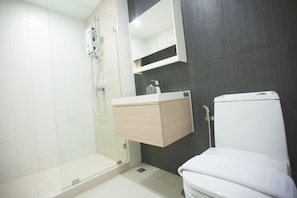 2 Bedroom Family Suite B - Ekkamai