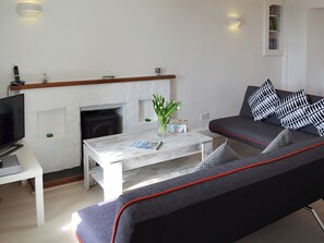 Living room | Cobi’s Cape Cottage, St. Just