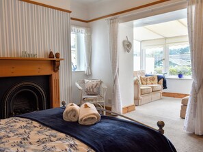 Double bedroom | Bay Cottage, Par, near St Austell