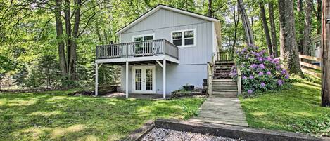 Ludington Vacation Rental | 2BR | 2BA | 1,200 Sq Ft | Stairs Required